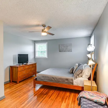 Holiday home Cozy Getaway 11 Mi To Downtown! Nashville