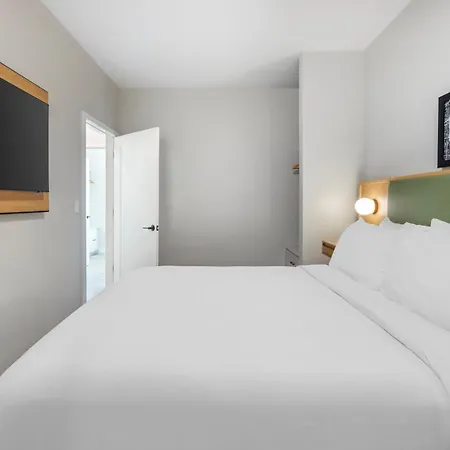 Hotel Motif Nashville's On Music Row 4*
