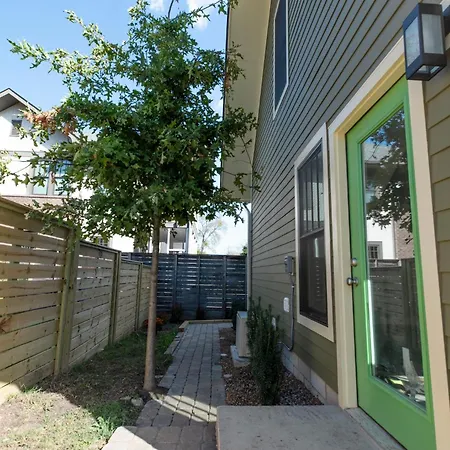 12 South Apartment *