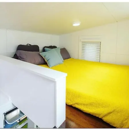 Music Tiny Hotel *