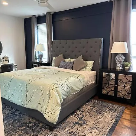 New And Luxurious By Downtown With Rooftop Deck! Holiday home *