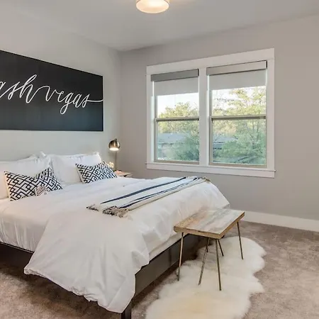 Designer In Music Holiday home
