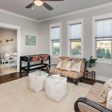 Designer In Music Holiday home Nashville