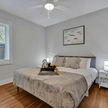 Melrose Mix - Rooftop Deck - 5 Mins To Broadway Holiday home *