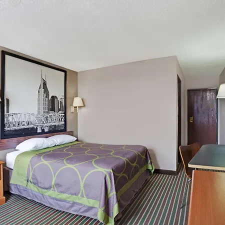 Super 8 By Wyndham Nashville/ Dntn/ Opryland Area Hotel Nashville