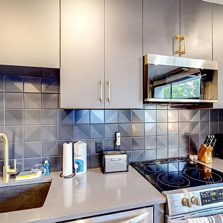 Muse Apartment *