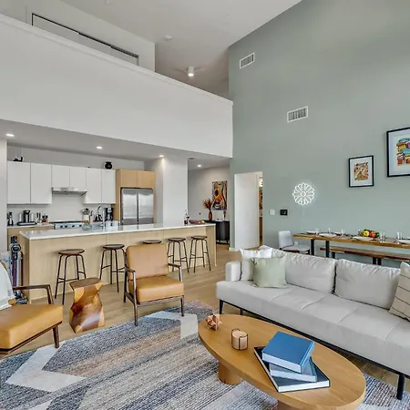 Holiday home - 635 7th Ave S Unit 610 Nashville