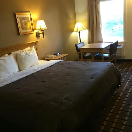 Americas Value Near Downtown Motel 2*