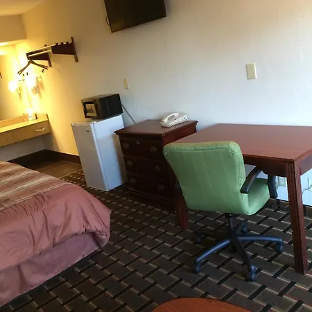 Americas Value Near Downtown 2* Nashville