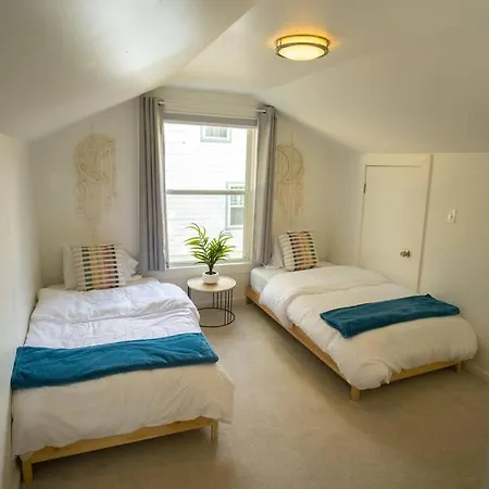 Holiday home Lovely East - Cute And Cozy! *