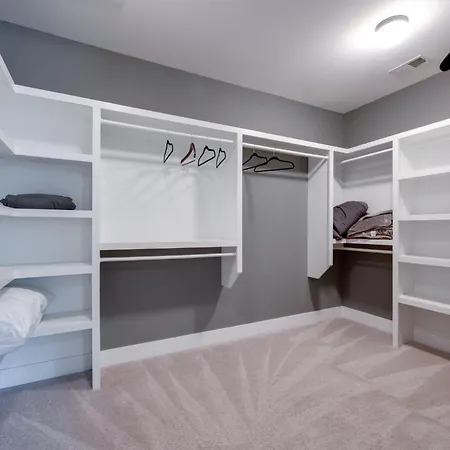 7 Minutes From Broadway, Entire * Nashville