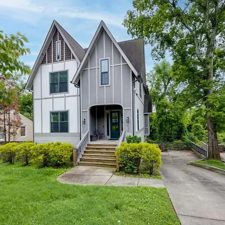 Holiday home 7 Minutes From Broadway, Entire Nashville