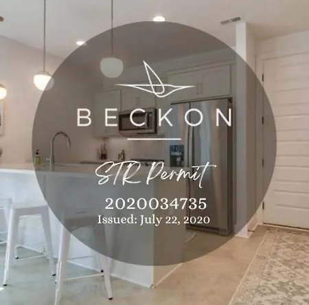 Holiday home Charming East Duplex For 20 *