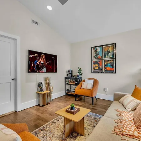 - 1011 N 2nd St Unit B Holiday home Nashville