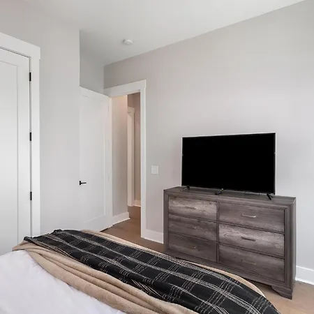 Gns Essentials - - 223 Oceola Ave #10 Nashville
