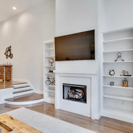Modern - Mins To Broadway * Nashville