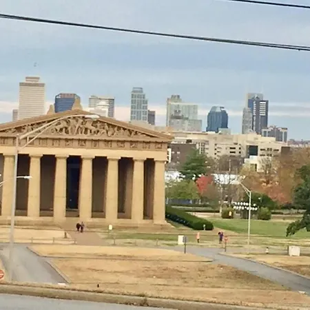 Modern - Mins To Broadway Nashville
