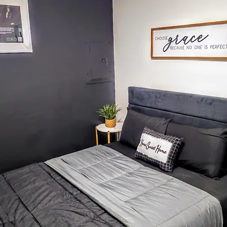 Apartment Luxury Duplex Unit In Unit A