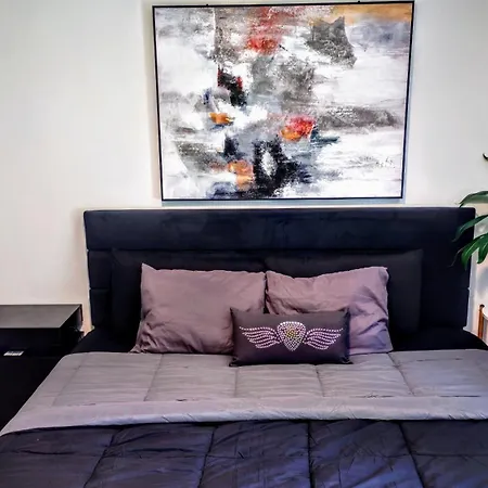 Luxury Duplex Unit In Unit A Nashville