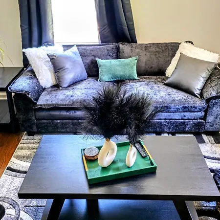 Apartment Luxury Duplex Unit In Unit A