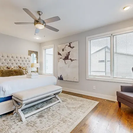 Southside Manor Holiday home *