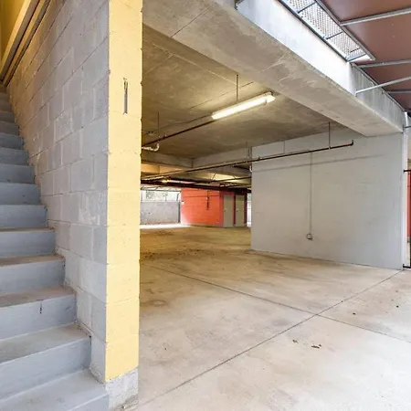 Apartment Spacious 3-story West End | Free Garage Parking For 2 | Walk To Vanderbilt & Music Row