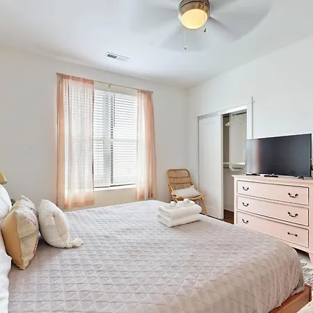 Holiday home Catalyst Vanderbilt Adventure On Convent Unit 2