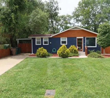 Holiday home Casa Azul - Boutique 3Br Ranch With Hot Tub & King Beds *