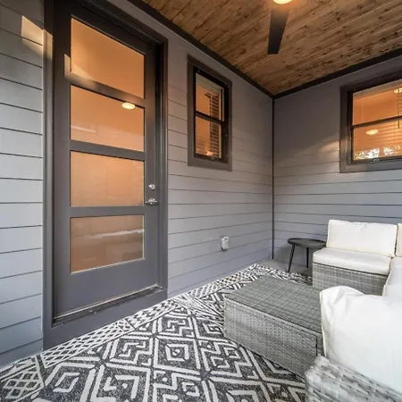 Sojourners Haven - 2 Mi To Downtown & Broadway Holiday home