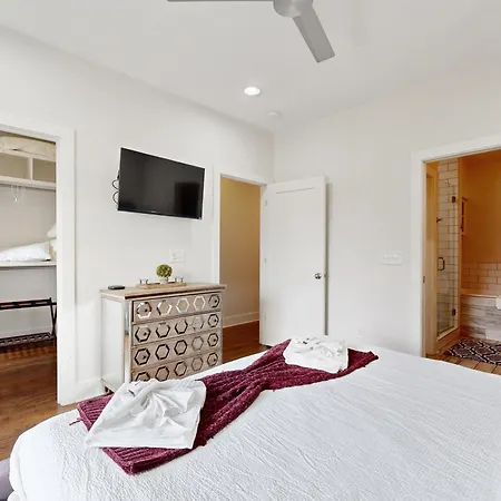 Brick Manor Unit A
