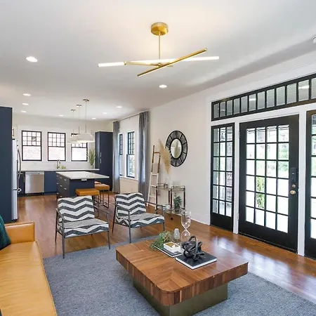Upscale Location Stunning House Walk To Belmont Nashville