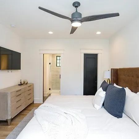 Elegant Space Walk To Belmont & Hillsboro Village * Nashville