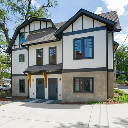 Holiday home Upscale Walk To Hillsboro Village Or Belmont
