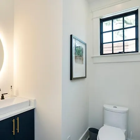 Elegant Space Walk To Belmont & Hillsboro Village