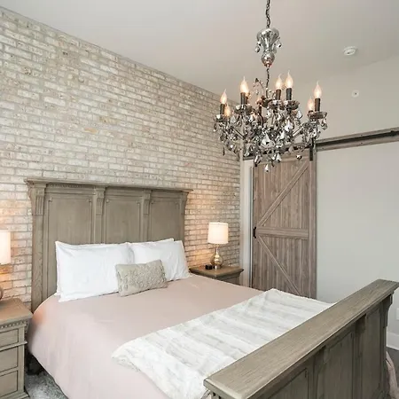 Downtown Luxury At The Southern Belle Holiday home Nashville