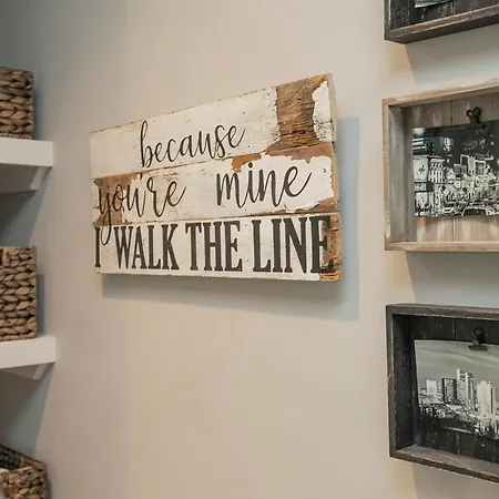 Downtown Luxury At The Southern Belle Holiday home *