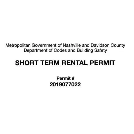 Apartment Spacious Penthouse On The Broadway Strip *