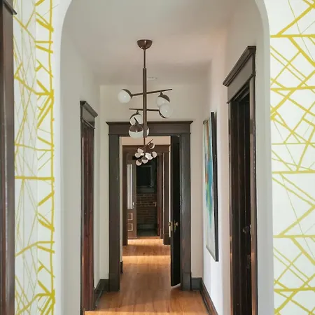 Historic Jewel Walk To Eats & Shops Nashville