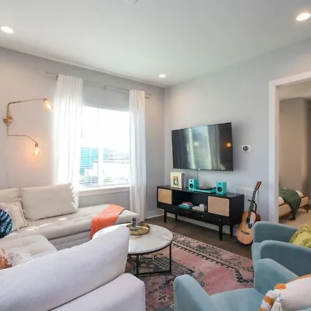 1 Mile To Downtown 4br 4ba W Rooftop Deck Nashville