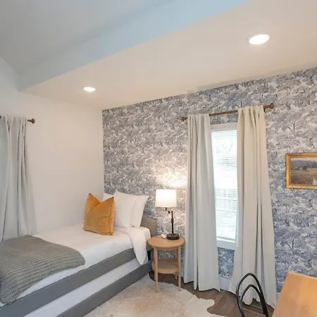 Beautiful In Donelson Close To Opryland *