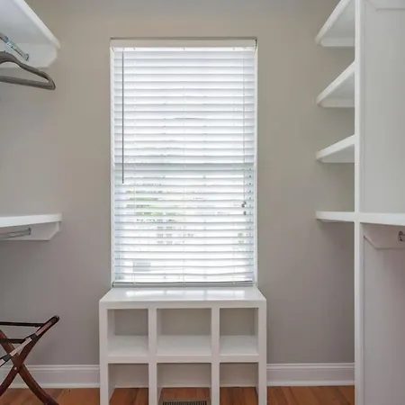Perfect In Prime Walkable Location