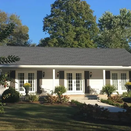 Enchanting Retreat 15 Minutes To