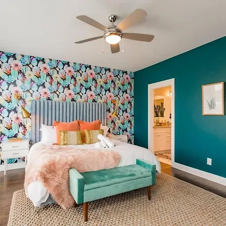 Holiday home 2 5 Miles To Dwntn 3 King Beds - Garage Parking Nashville