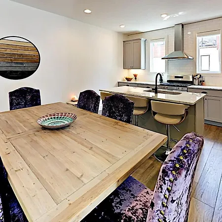 2 6 Miles To Downtown End Unit Free Parking Holiday home Nashville