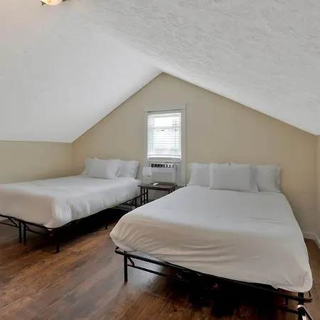 Spacious 3 Bedroom 3 Miles To Dt * Nashville