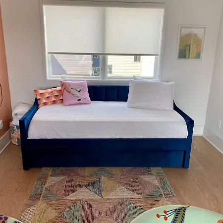Fabulous Location Walk To Food & Bars Roof Deck * Nashville