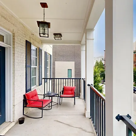 Belle 201 At Vanderbilt / West End Nashville