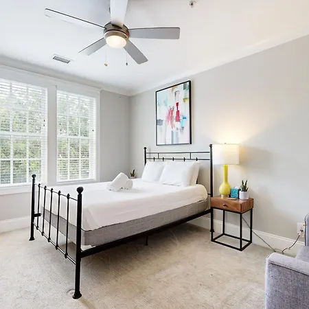Belle 201 At Vanderbilt / West End Apartment *