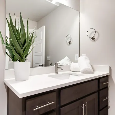 Holiday home Sojourners Haven - 2 Mi To Downtown & Broadway
