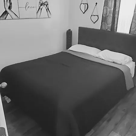 Cozy Nest: Where Blossoms Villa Nashville